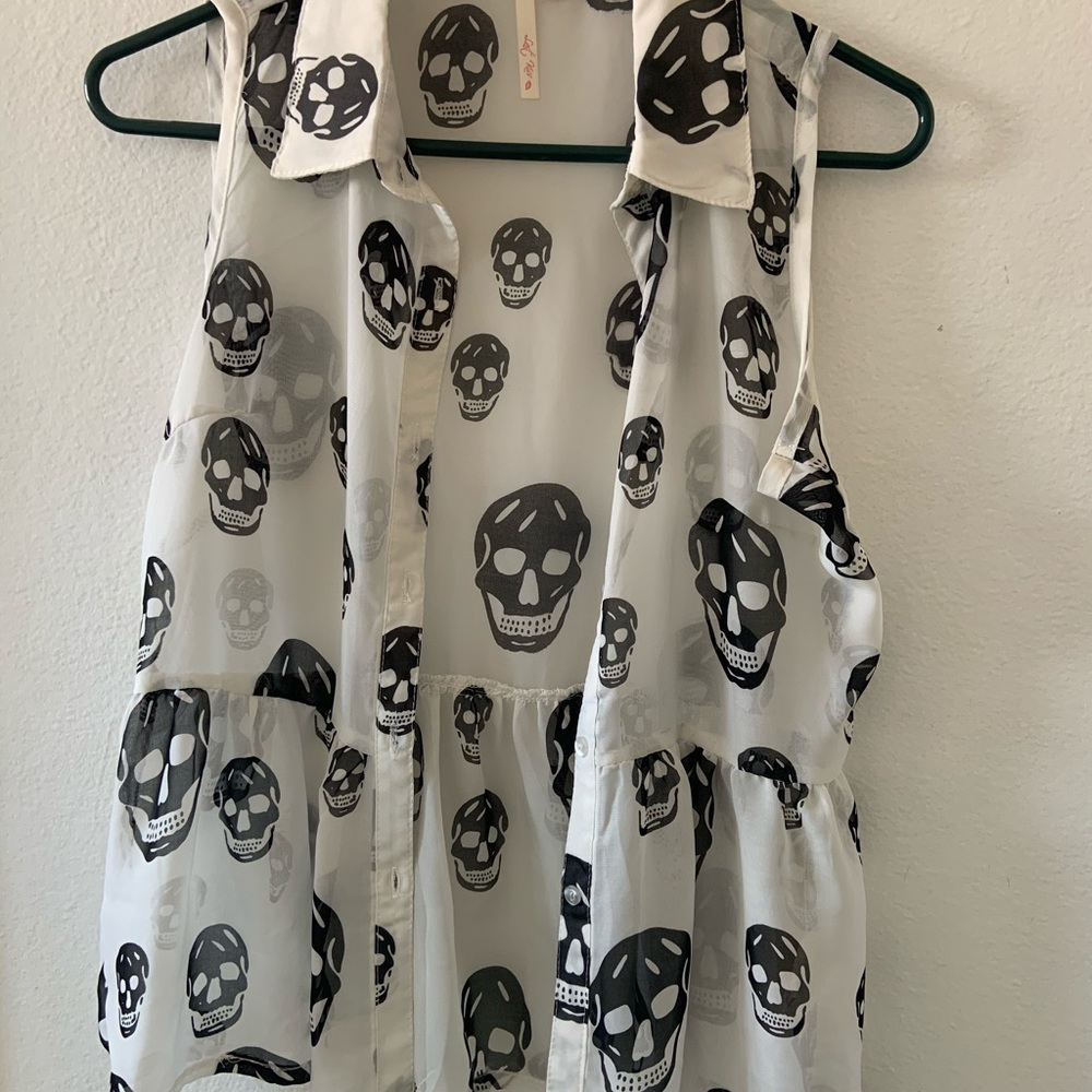 Women’s Skull Blouse